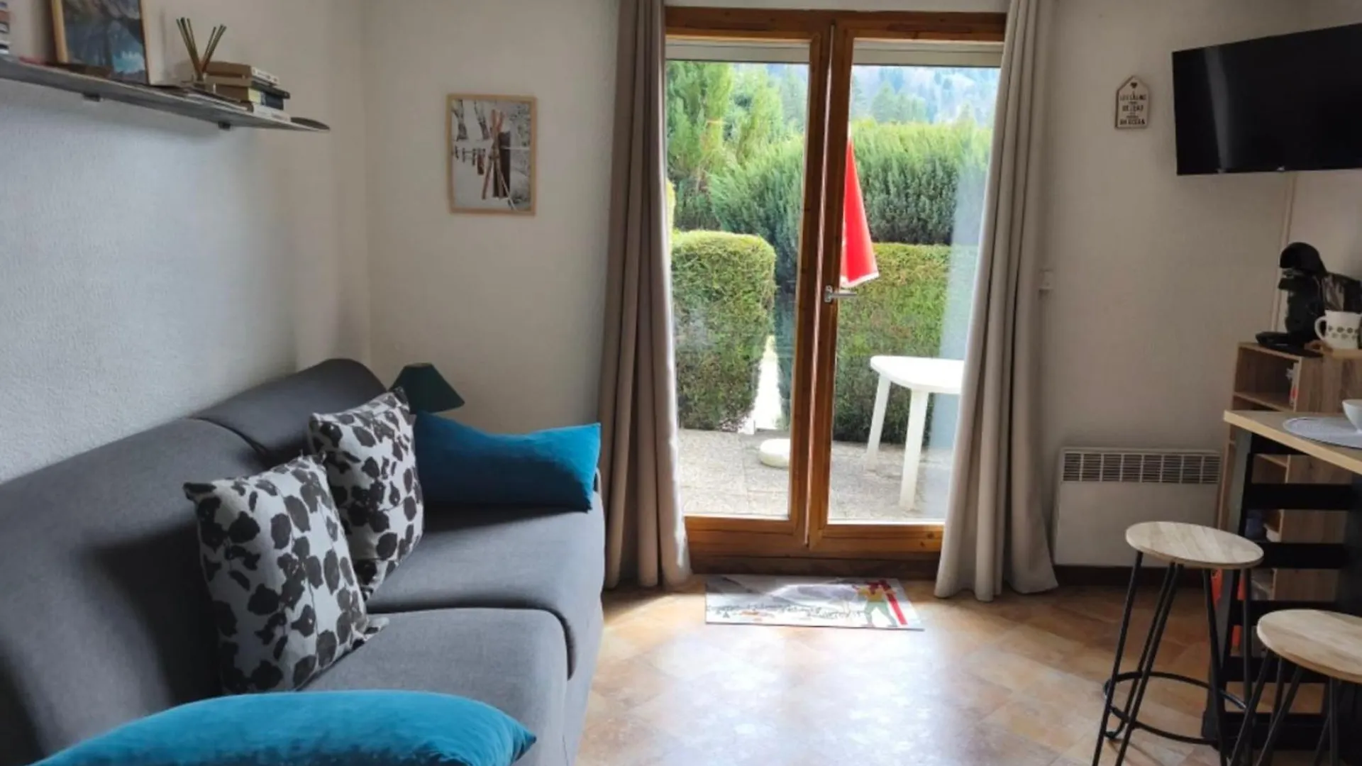 Bright Apartment With Beautiful Garden 프라즈쉬아를리 프랑스